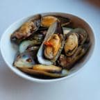 Best Mussel with Garlic Sauce in Elgin, IL